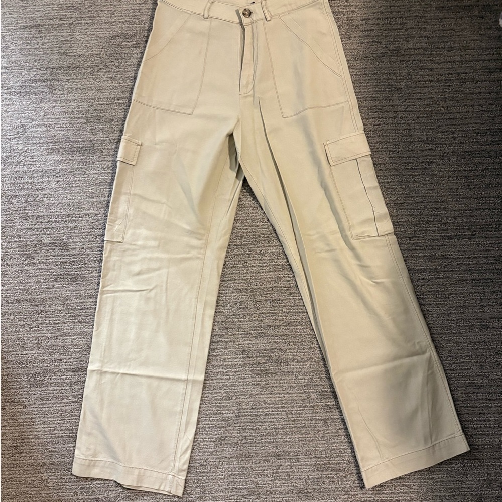 Women’s Tan Cargo Pants